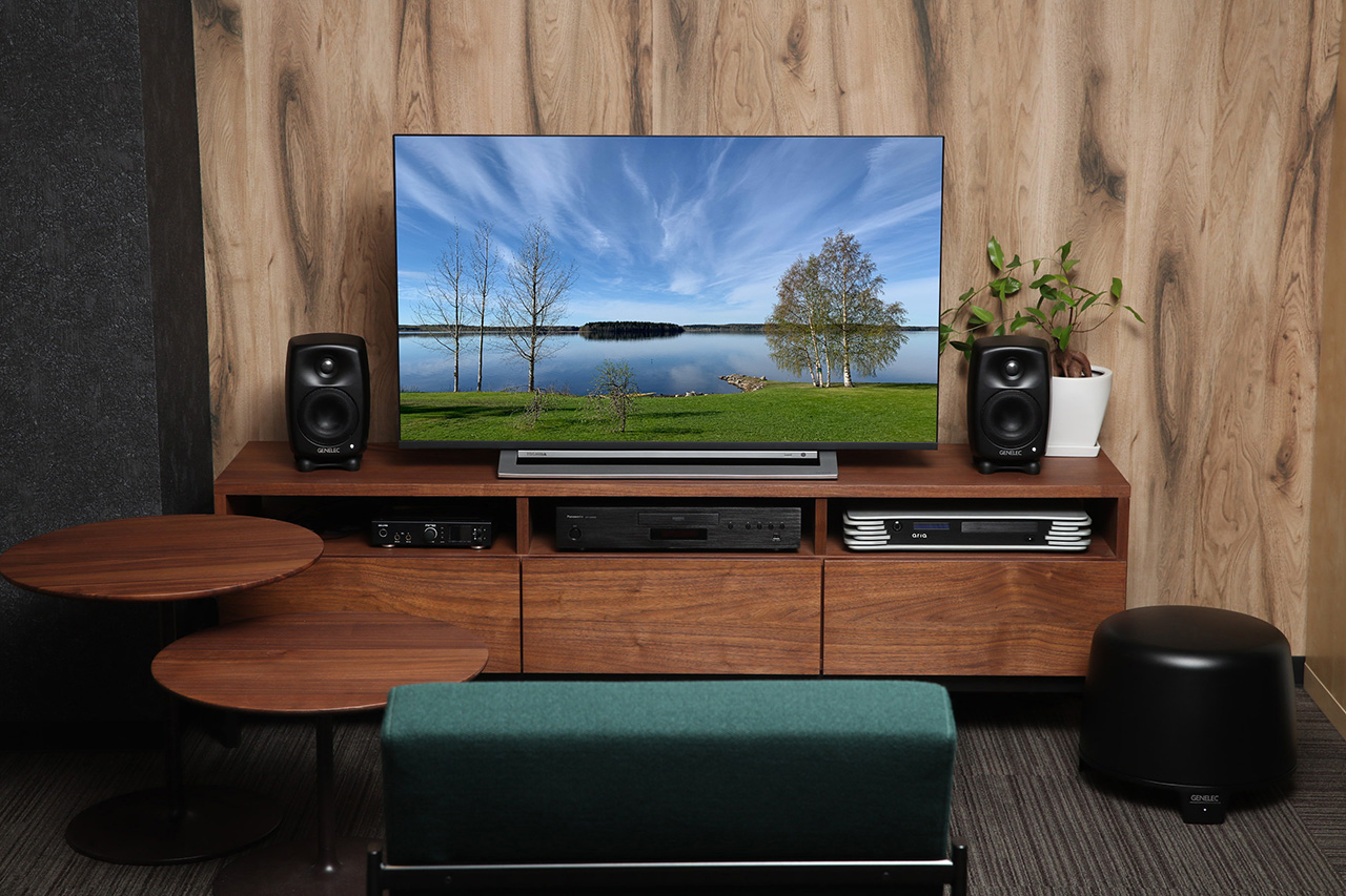 リビングに絶妙に溶け込む、プロ仕込みの2.1chサウンド