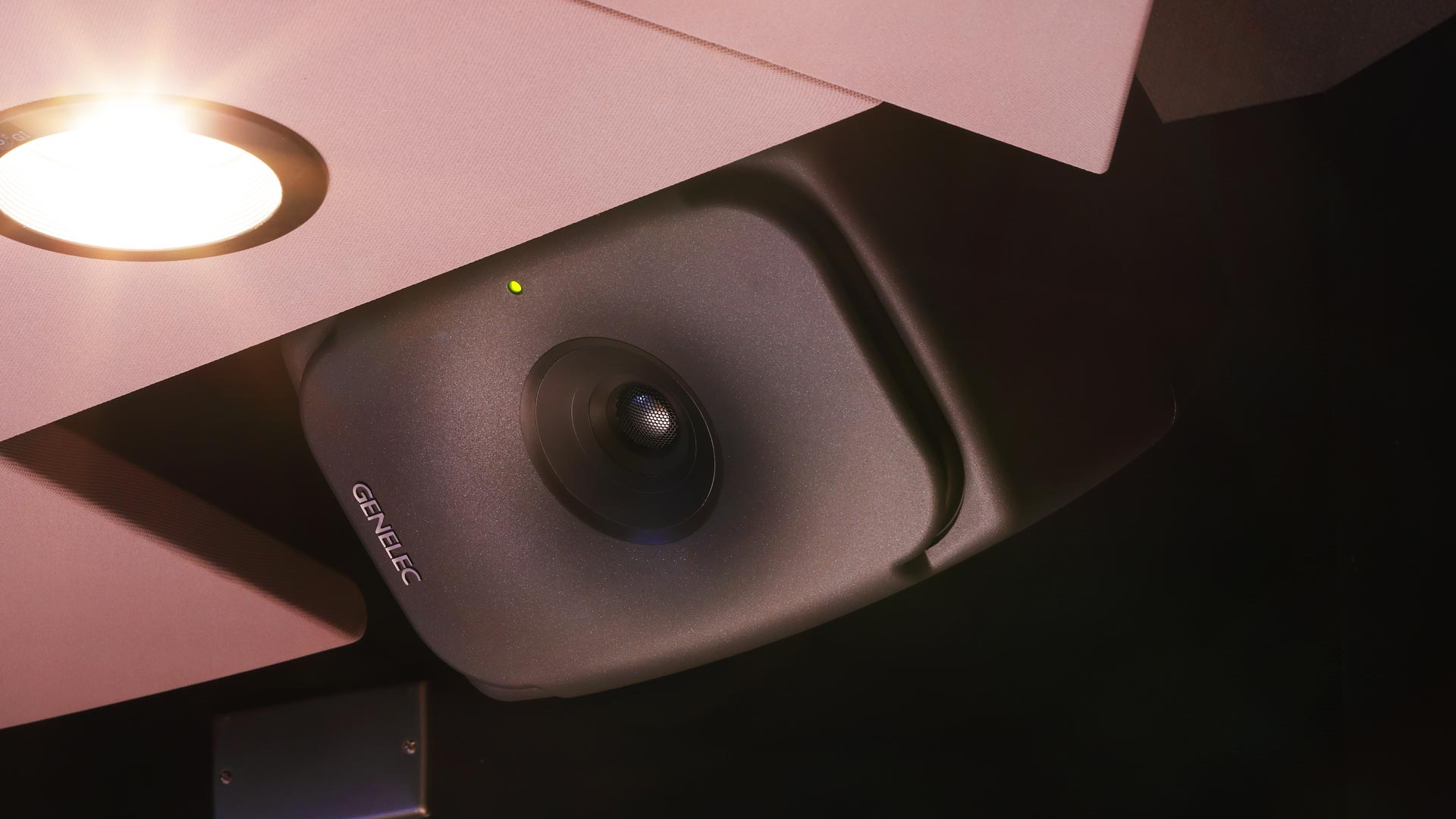 より明確なイマーシブ・ミックスを可能としたThe Ones - P's STUDIO