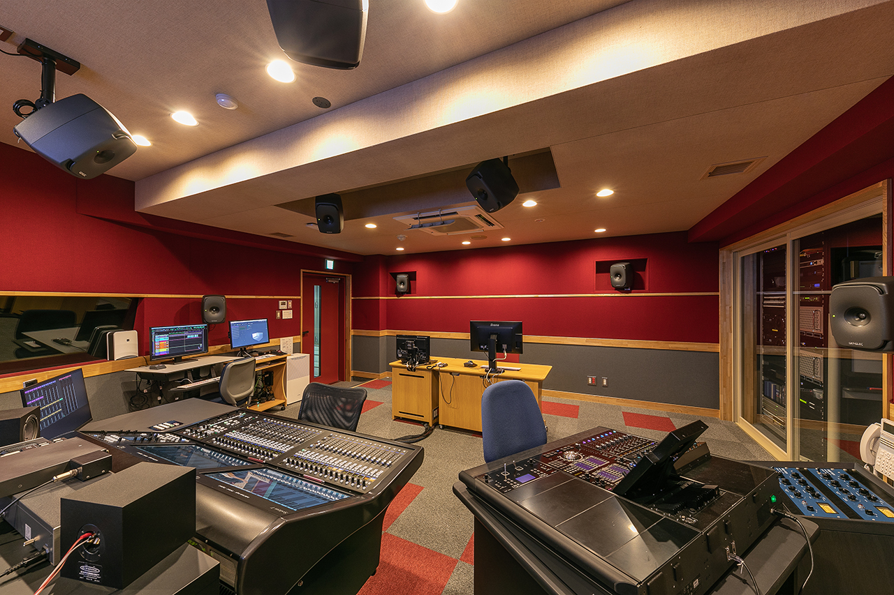 制作の未来を担う人材を育成するイマーシブ・スタジオ - 東放学園音響専門学校